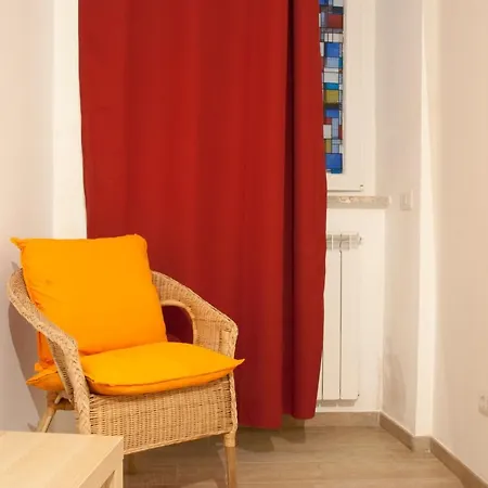 게스트하우스 Private W/ Ba W/ac In Trastevere Rr