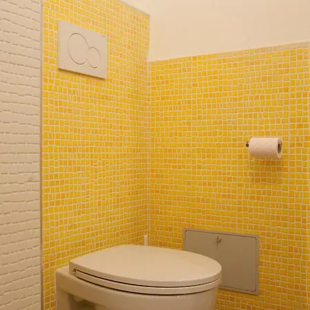Private W/ Ba W/ac In Trastevere Rr
